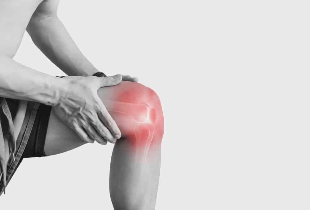 Knee injury symptoms